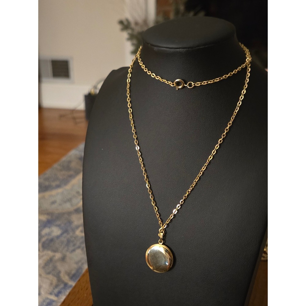 Goldtone Locket Pendant Necklace Vintage